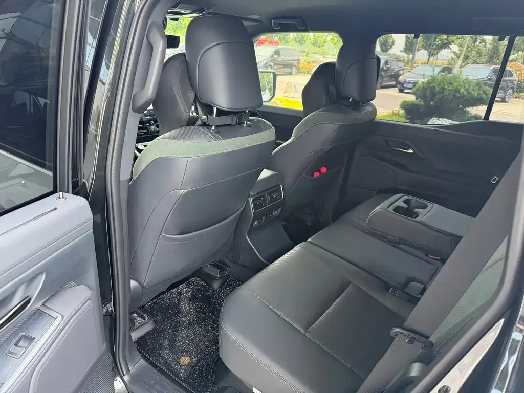Lexus GX 2025 из CN, фото 3