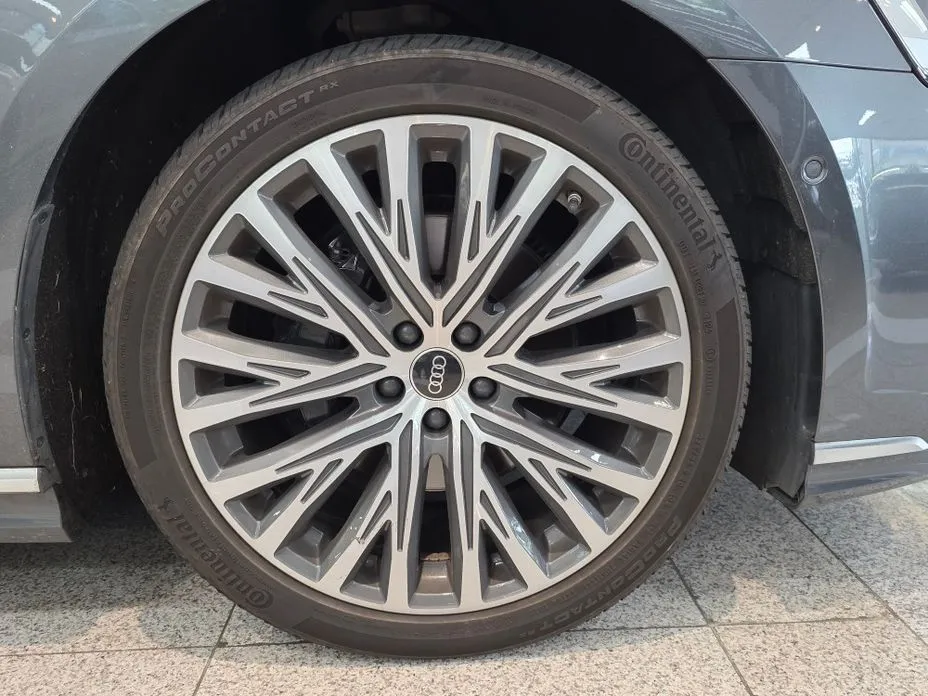 Audi A8 2023 из KR, фото 6