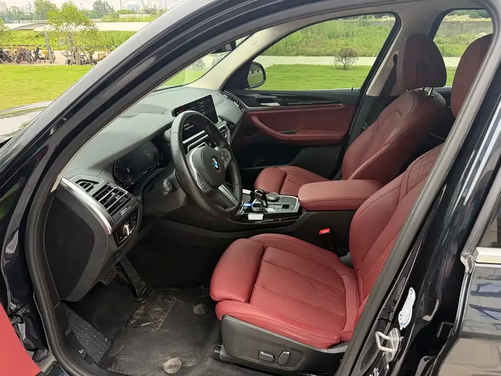 BMW X3 2024 из CN, фото 8