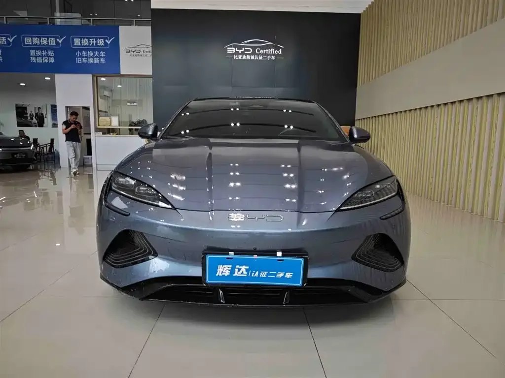BYD Seal — фото 4
