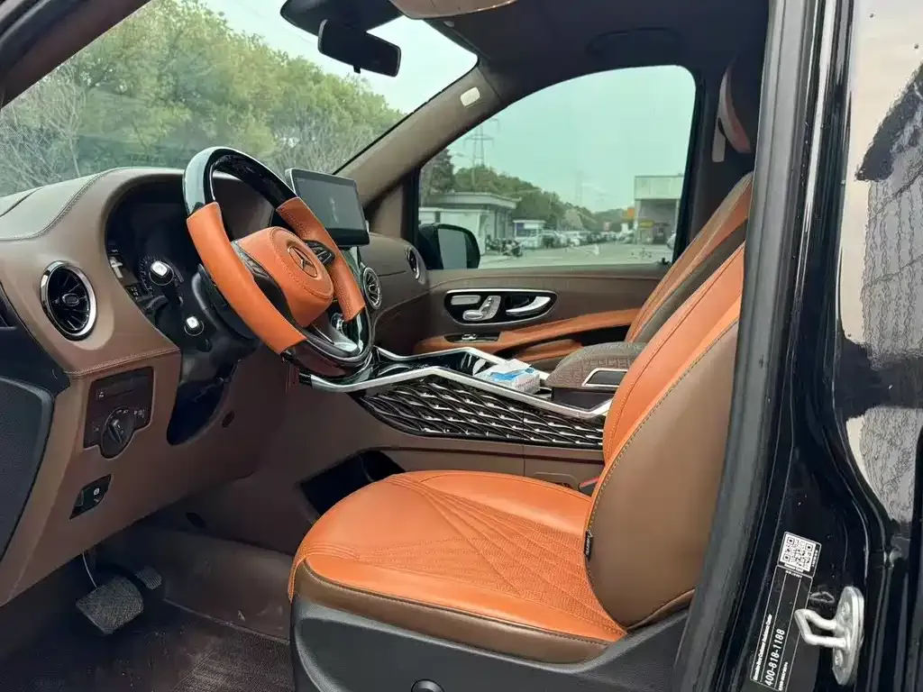 Mercedes-Benz Vito 2024 из CN, фото 2