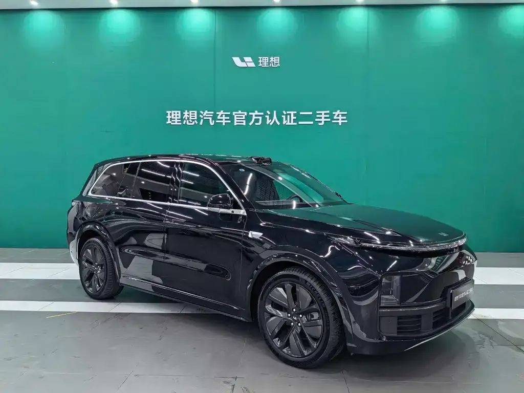 Li Auto L9 — фото 4