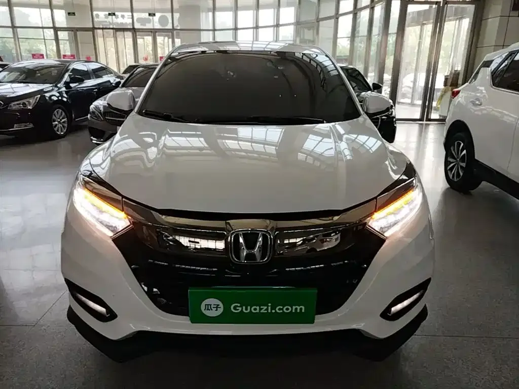 Honda Vezel 2021 из CN, фото 3