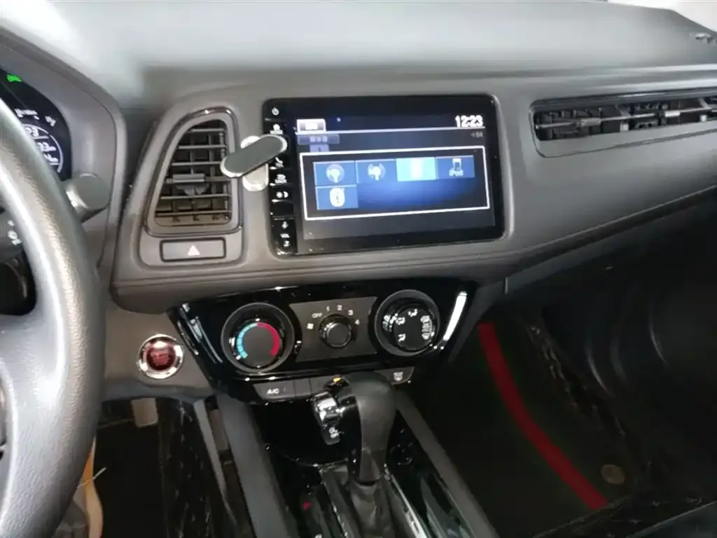 Honda Vezel 2021 из CN, фото 9