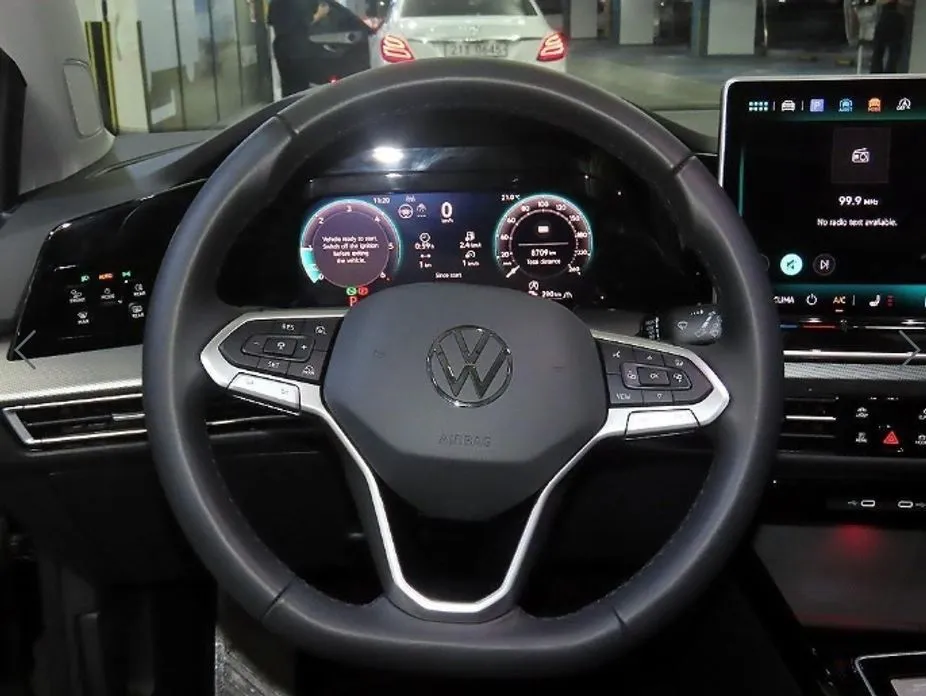 Volkswagen Golf 2025 из KR, фото 10