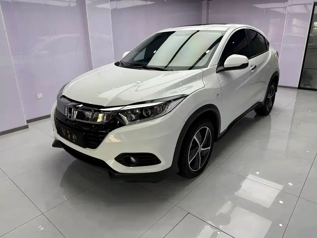 Honda Vezel — фото 1