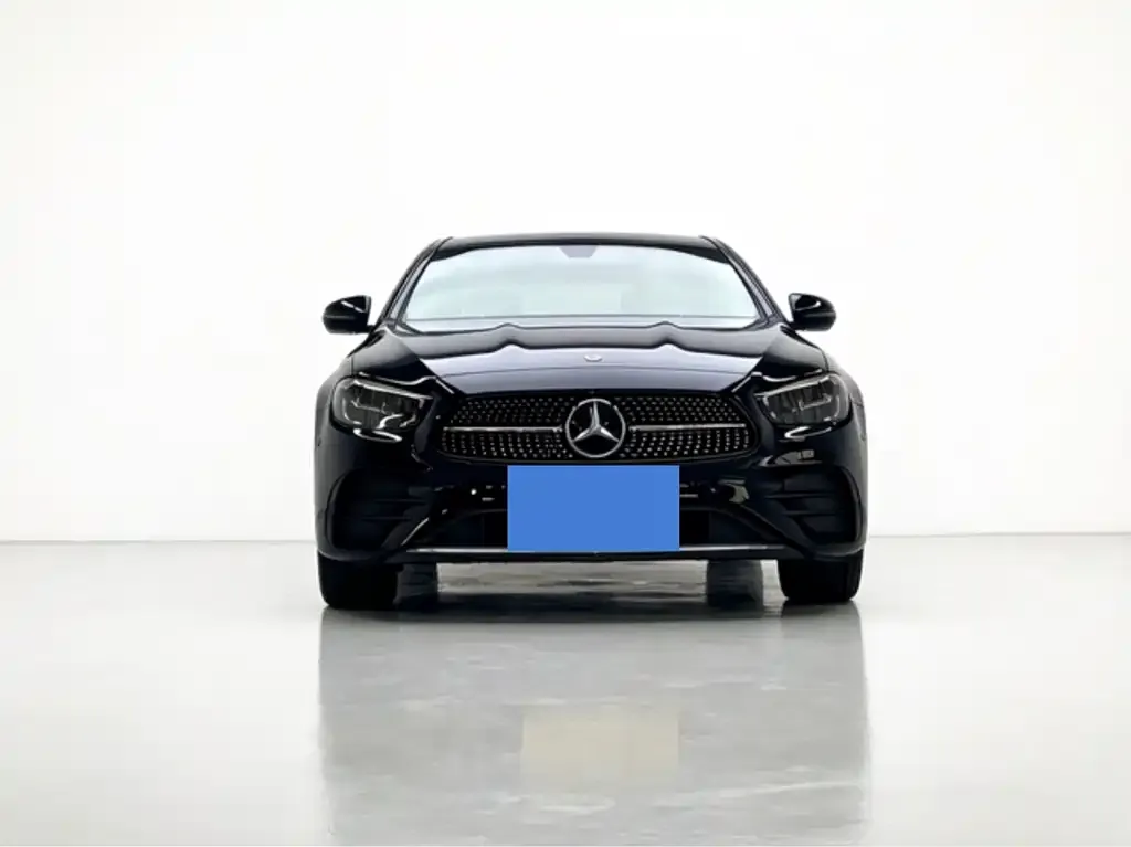 Mercedes-Benz E-Class — фото 10