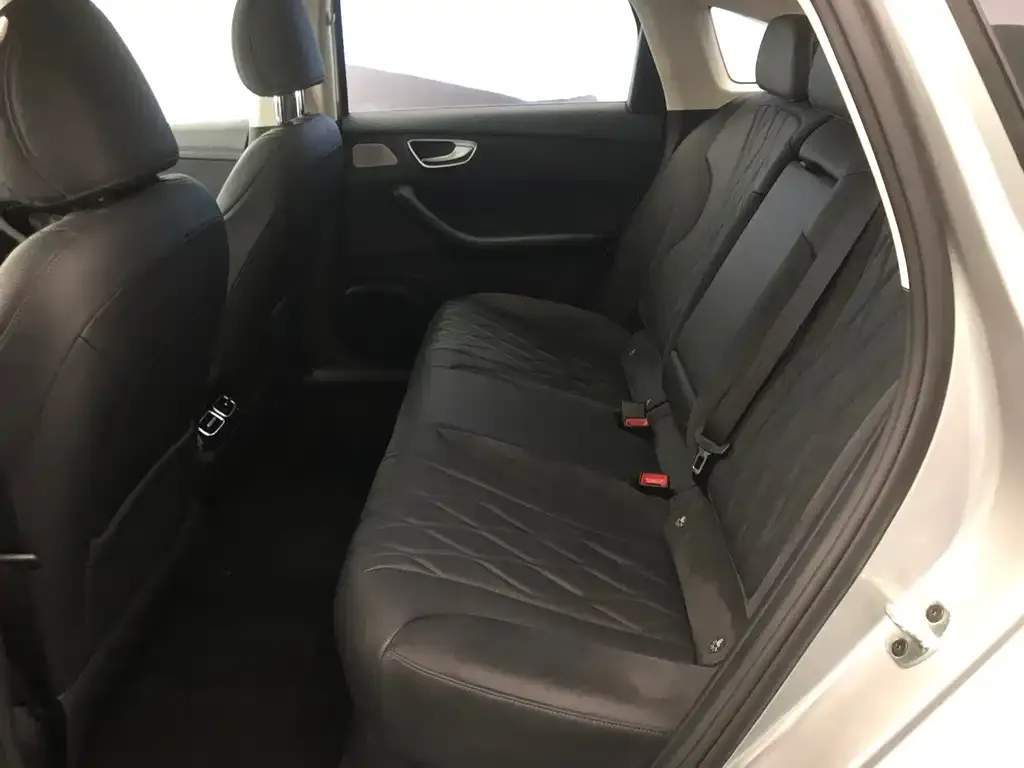 Roewe D7 2023 из CN, фото 10