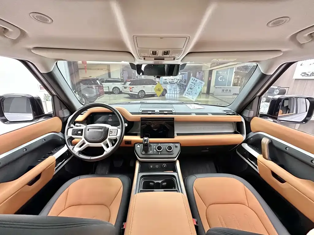 Land Rover Defender — фото 5