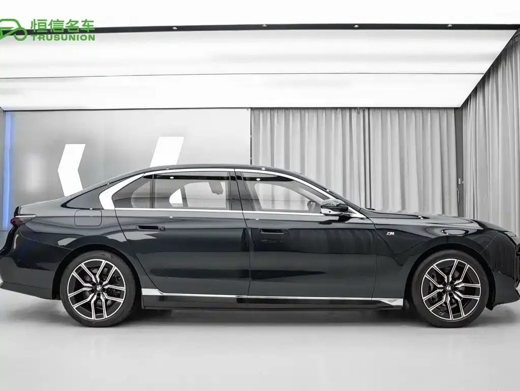 BMW i7 2023 из CN, фото 2