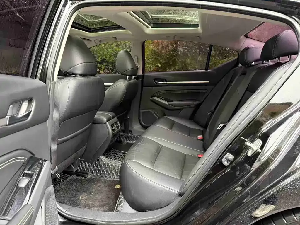 Nissan Teana 2022 из CN, фото 3