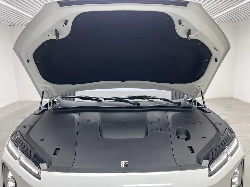 NIO EC6 — фото 4
