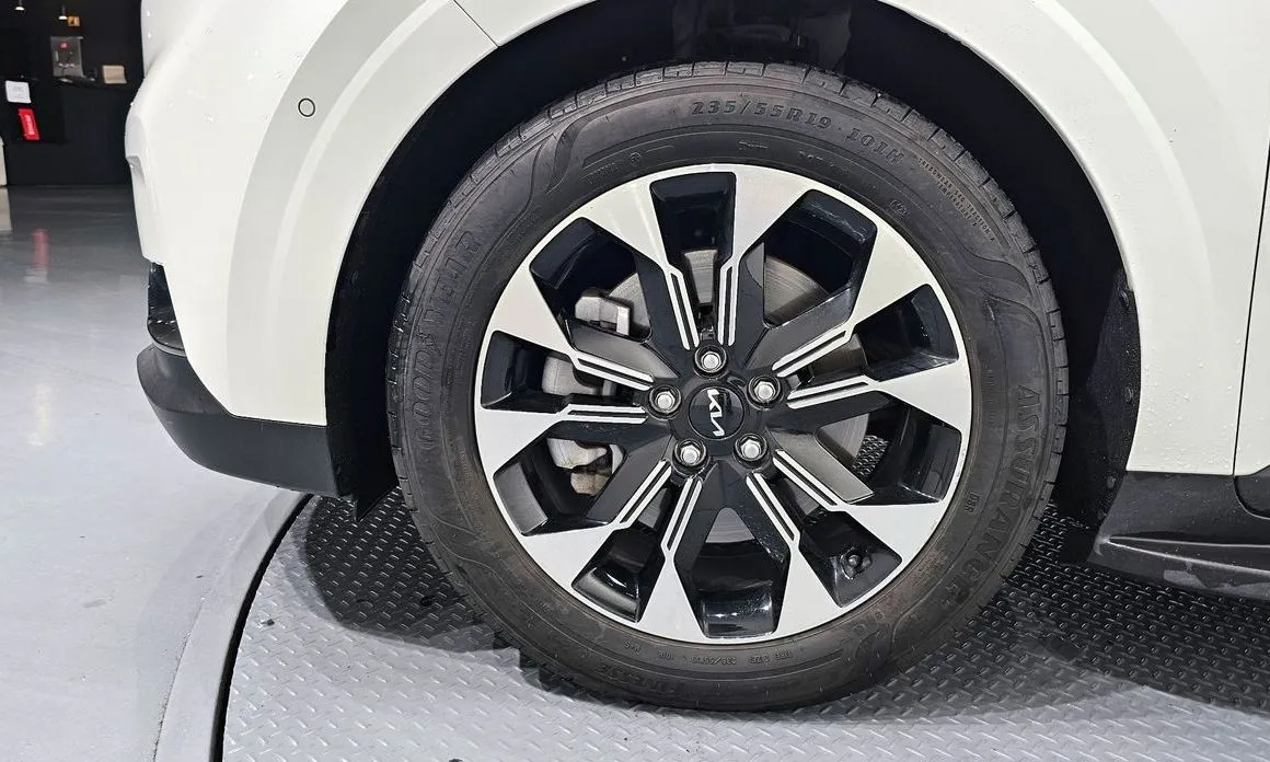 Kia Carnival 2023 из KR, фото 6