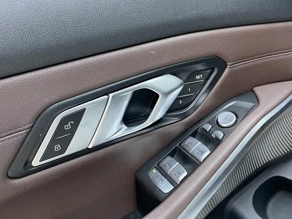 BMW 3 Series — фото 10