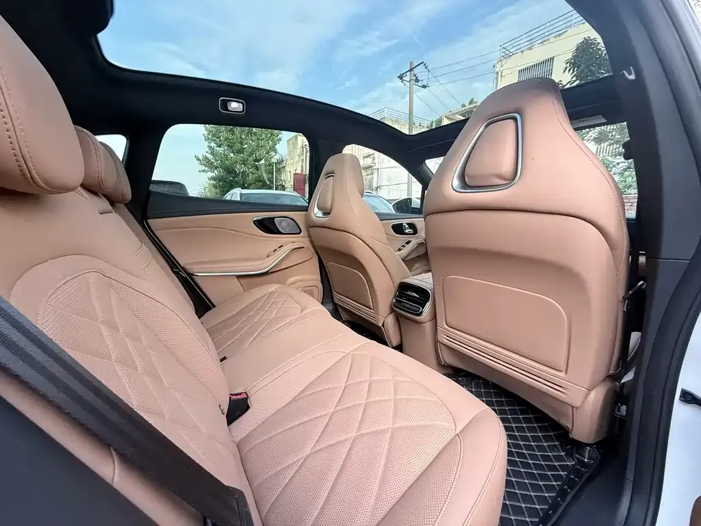 Roewe Feifan R7 2024 из CN, фото 9