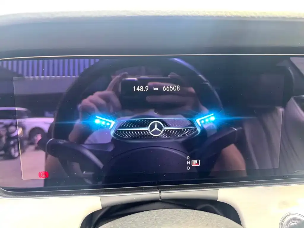 Mercedes-Benz E-Class (Import) 2021 из CN, фото 2