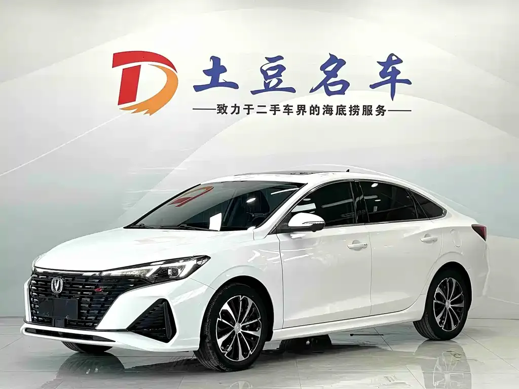 Changan Eado — фото 1