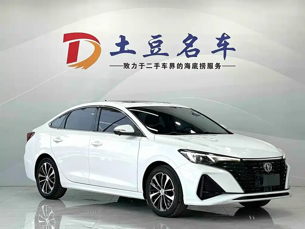 Changan Eado — фото 6