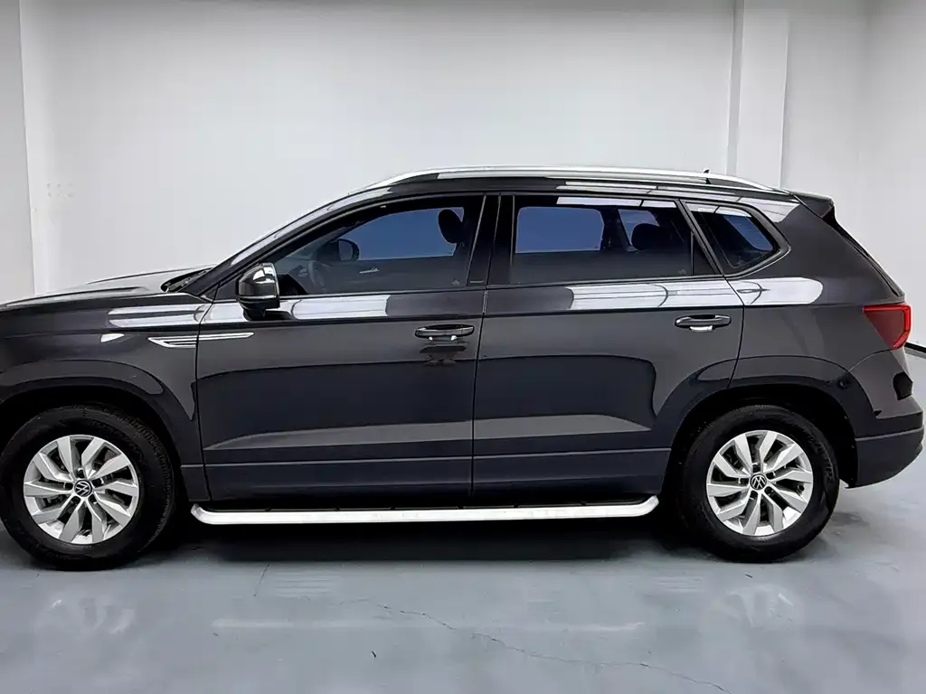 Volkswagen Tharu — фото 2