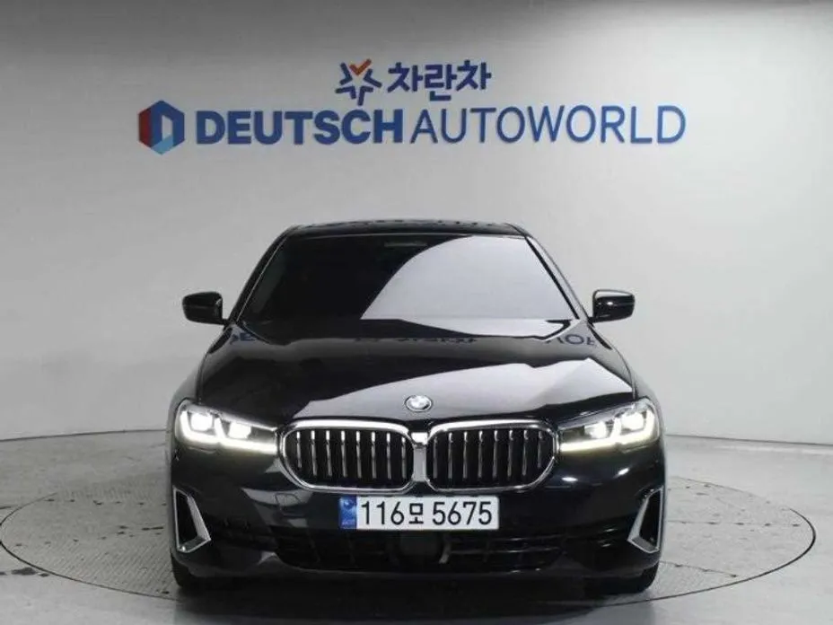 BMW 5-Series — фото 7