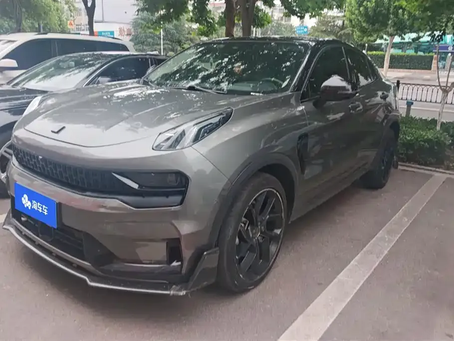 Lynk & Co 05
