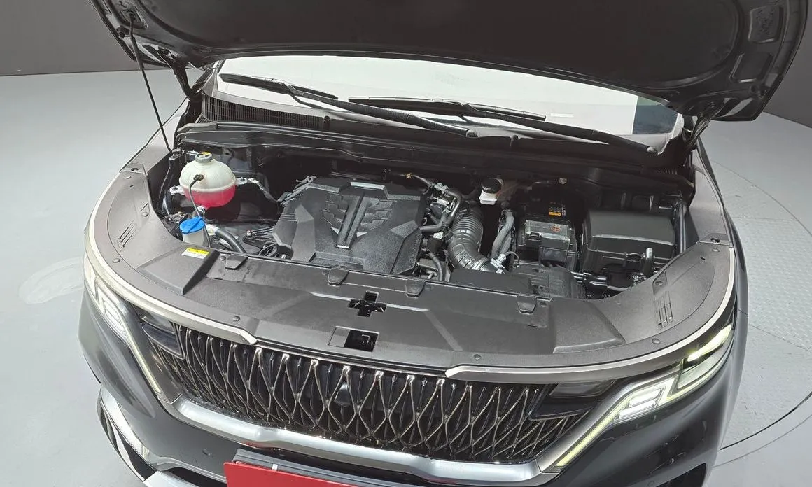 Kia Carnival 2023 из KR, фото 2