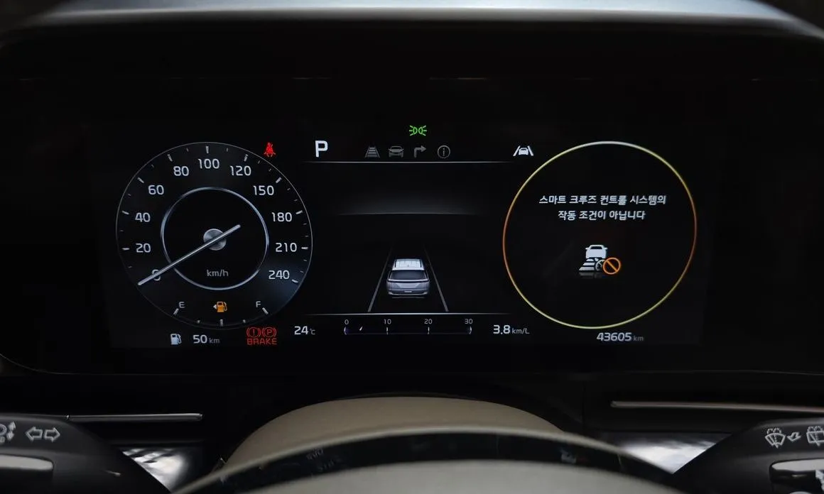 Kia Carnival 2023 из KR, фото 10
