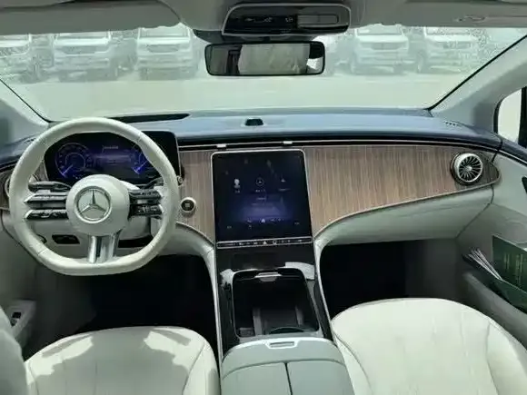 Mercedes-Benz EQE 2025 из CN, фото 5