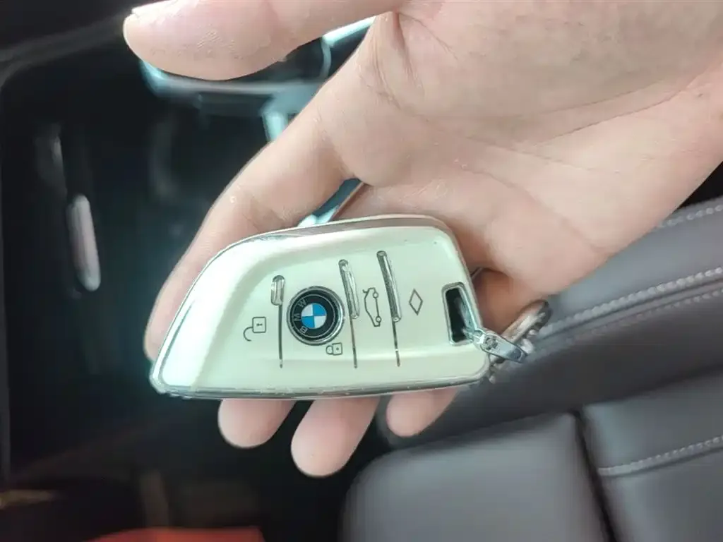 BMW 1 Series 2023 из CN, фото 9