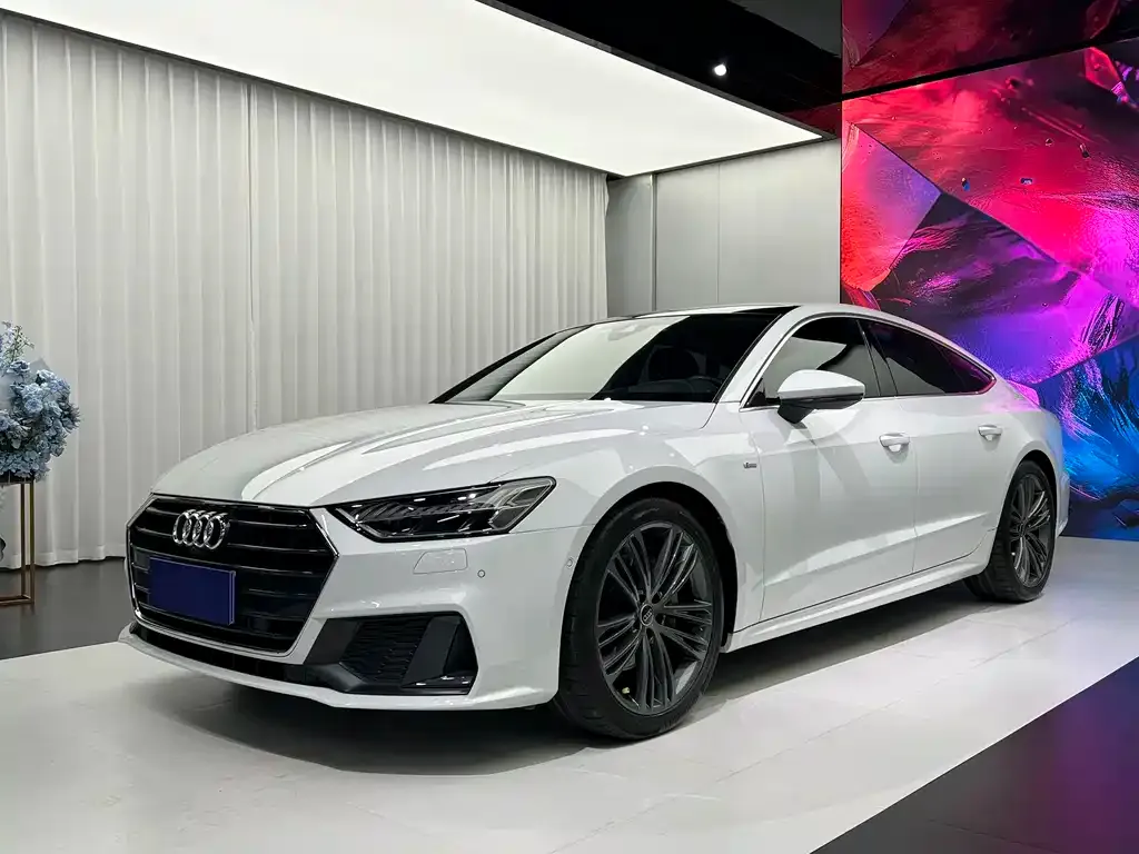 Audi A7 — фото 1