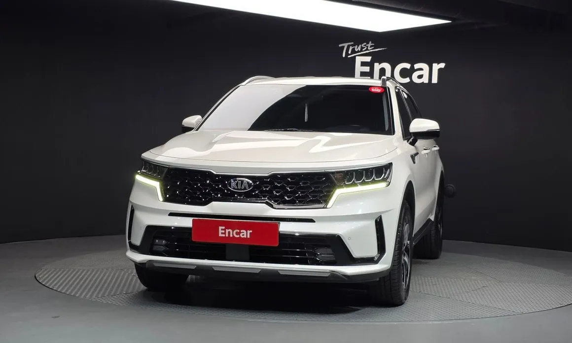 Kia Sorento — фото 10