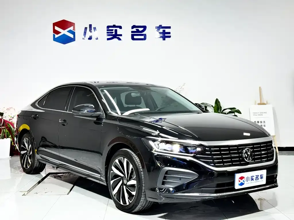 Volkswagen Passat — фото 7