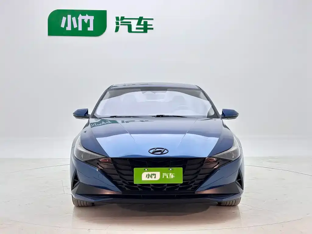 Hyundai Elantra — фото 10