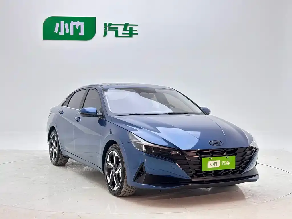 Hyundai Elantra — фото 4