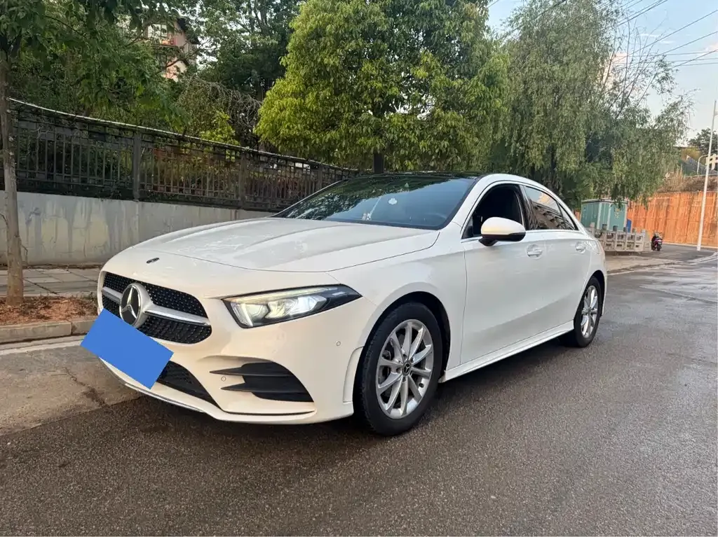 Mercedes-Benz A-Class — фото 1