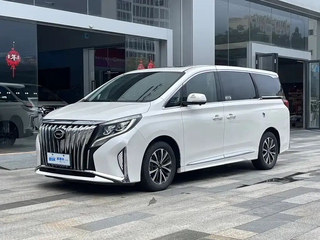 GAC Motor Trumpchi M8 — фото 1