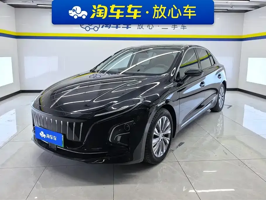 Hongqi E-QM5 — фото 1