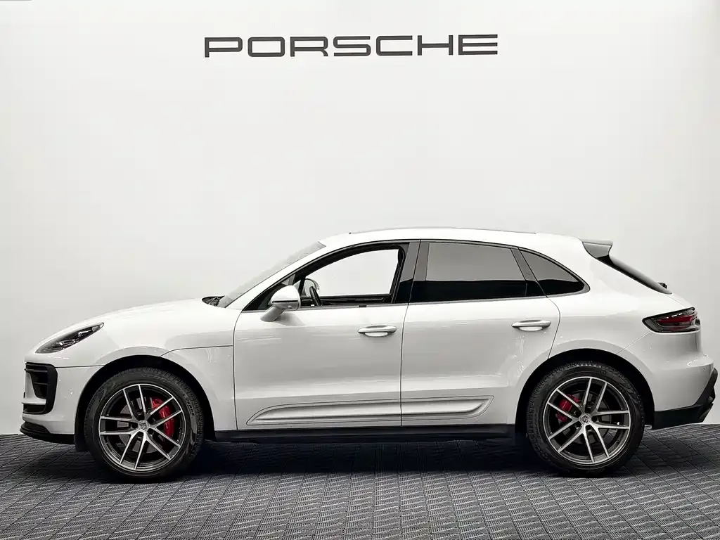 Porsche Macan — фото 5