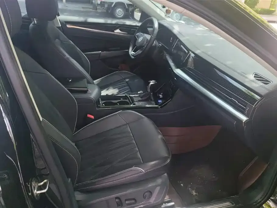 Volkswagen Passat — фото 3