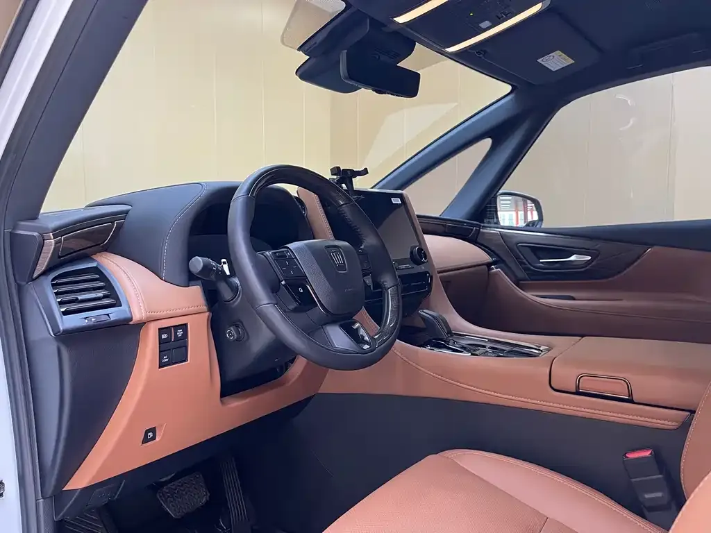 Toyota Vellfire — фото 4