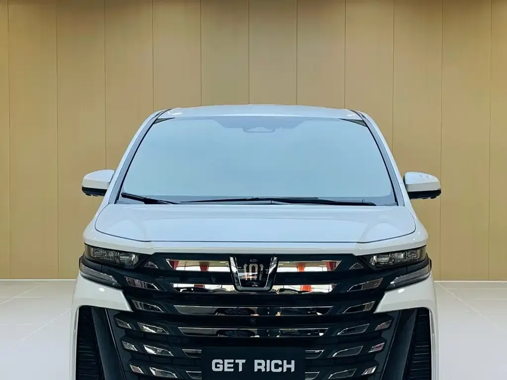 Toyota Vellfire — фото 7