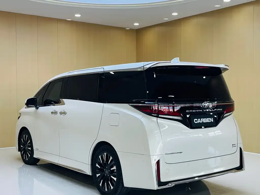 Toyota Vellfire — фото 9