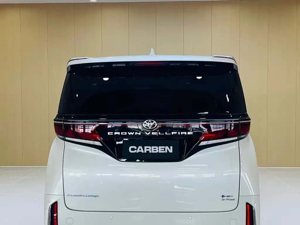 Toyota Vellfire — фото 10
