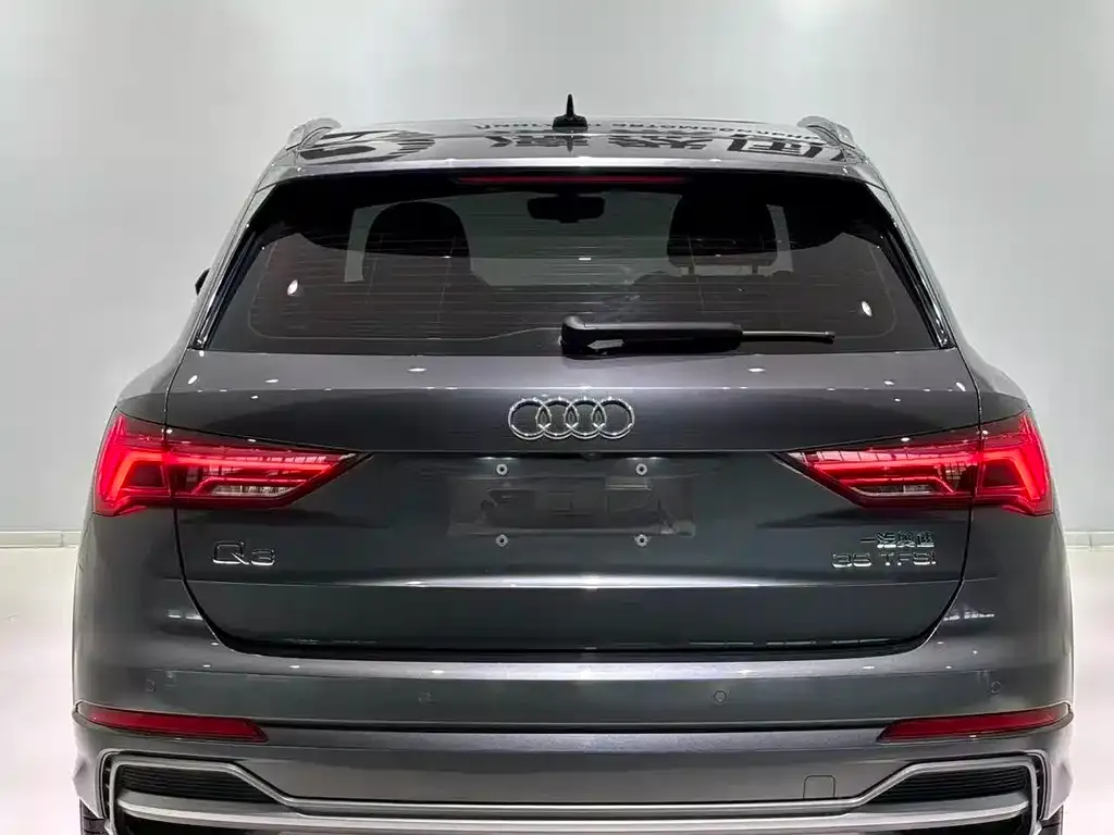 Audi Q3 — фото 7