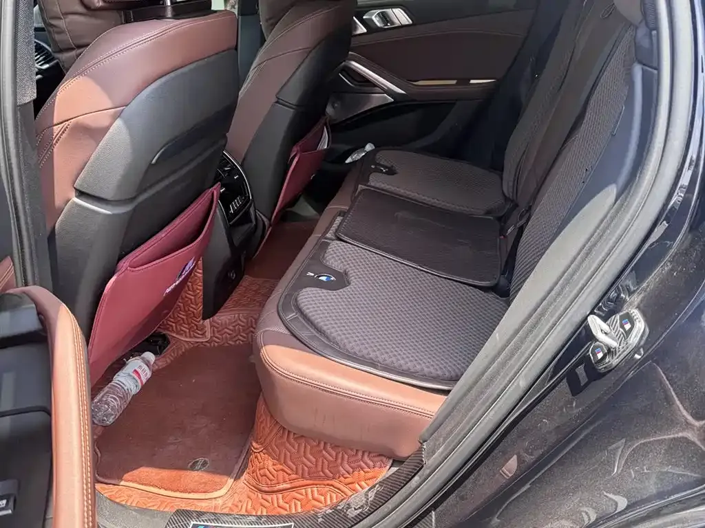 BMW X6 2023 из CN, фото 4