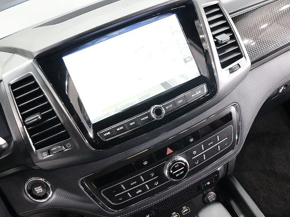 KG Mobility (Ssangyong) Rexton — фото 8