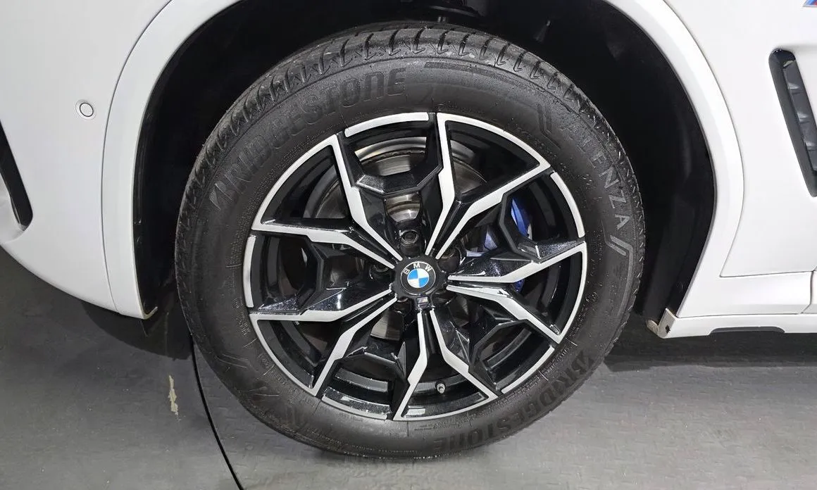BMW X4 2022 из KR, фото 9