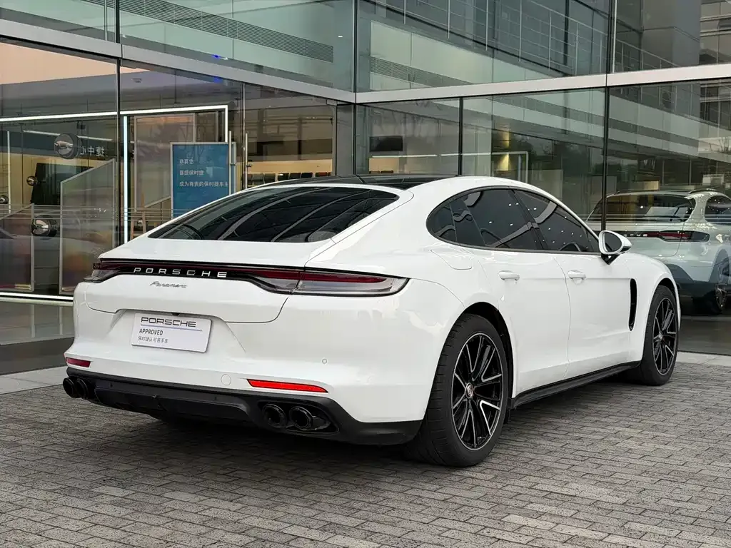 Porsche Panamera — фото 4