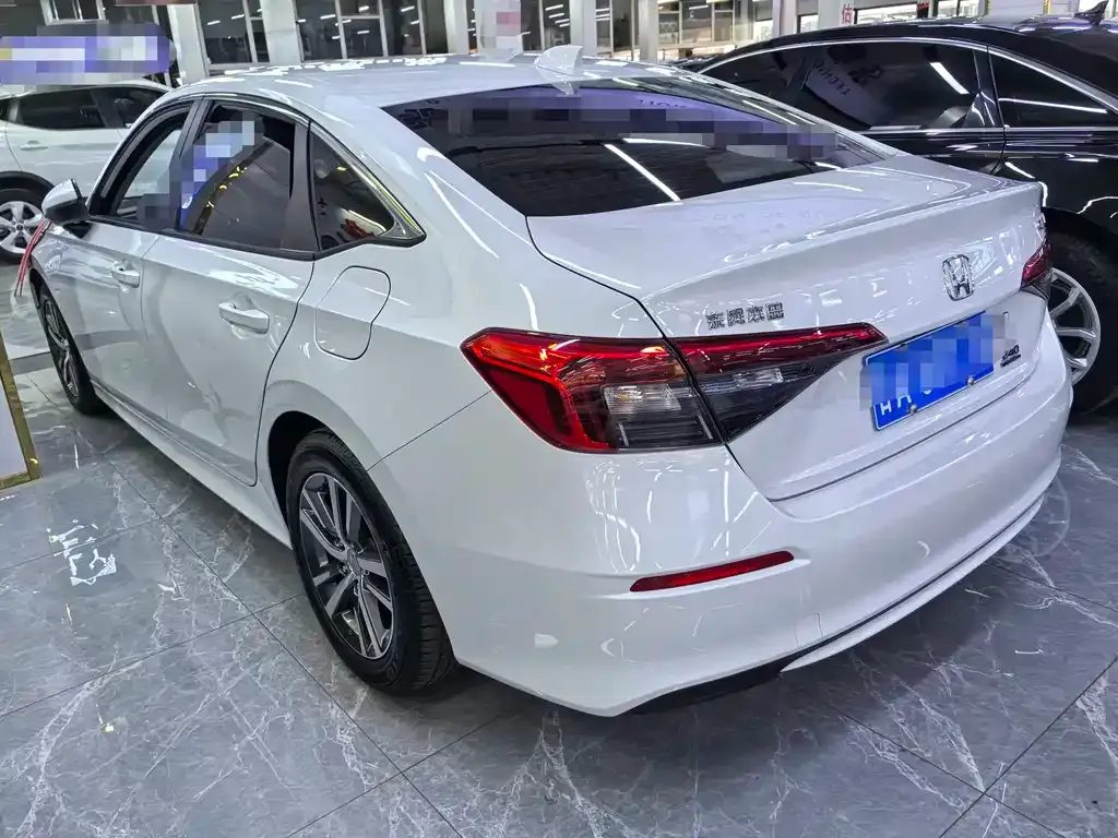 Honda Civic — фото 3
