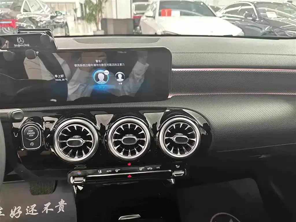 Mercedes-Benz A-Class 2021 из CN, фото 3